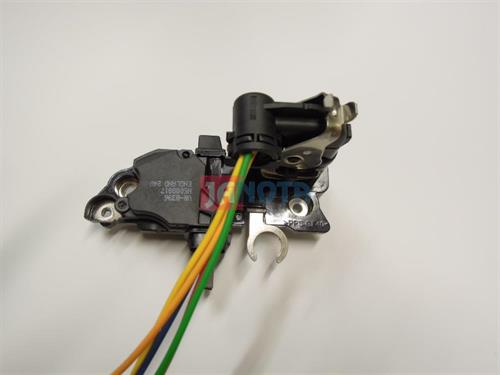 Konektor alternátoru  - BOSCH / Mitsubishi 5 pin 